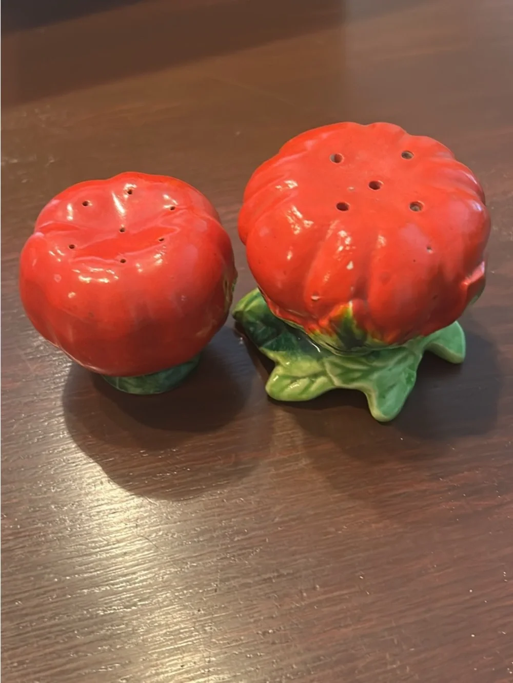 Ceramic Red Tomato Salt and Pepper Shaker Set